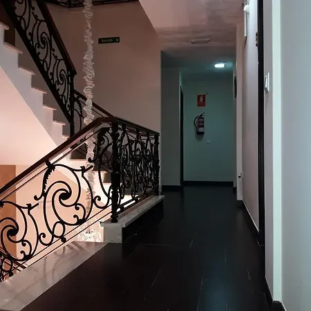 Nieves Hotel *