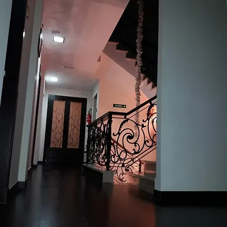 Nieves Hotel *